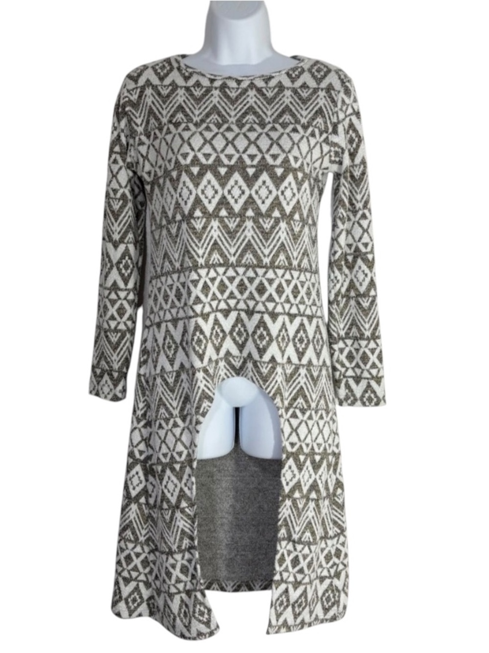 Geometric Diamond Patterned Long Sweater Tunic with Front Cut Out High Low Hem